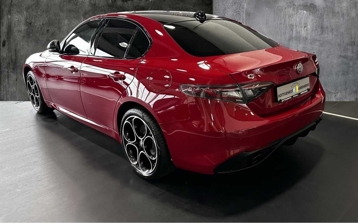 Alfa Romeo Giulia 2.0T 280ch Veloce Q4 AT8 Harman-Kardon Toit ouvrant