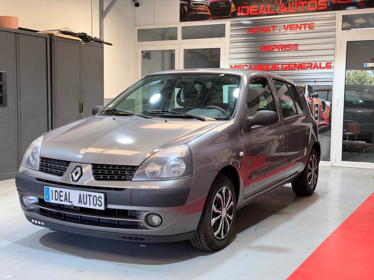 RENAULT Clio