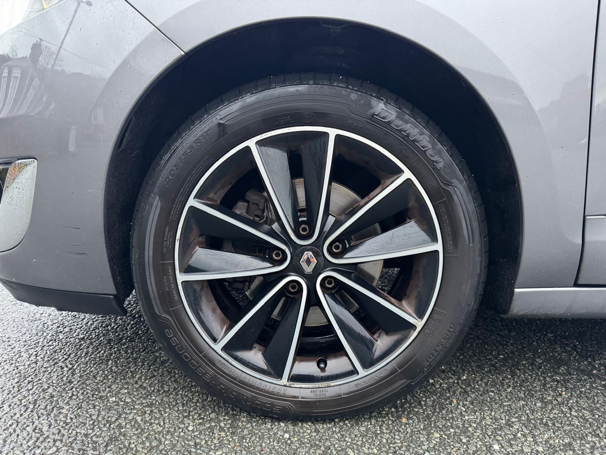 RENAULT Grand Scenic 1.5 DCI 110-7 Places- BOSE Edition-Garantie