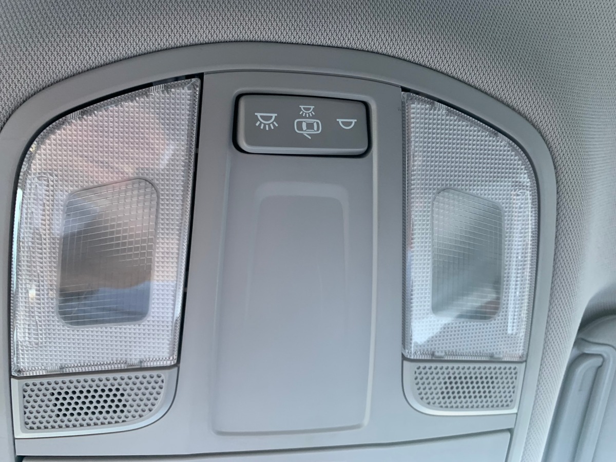 Hyundai Tucson 115 | Intuitive | 1.7 CRDI | 2WD | Régulateur vitesse | GPS | Attelage | Caméra recul