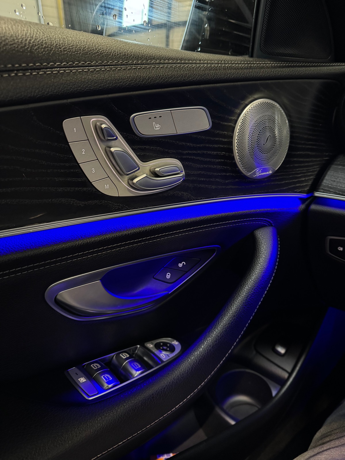 Mercedes Benz CLASSE E 220 D 194 AMG LINE 9G-TRONIC