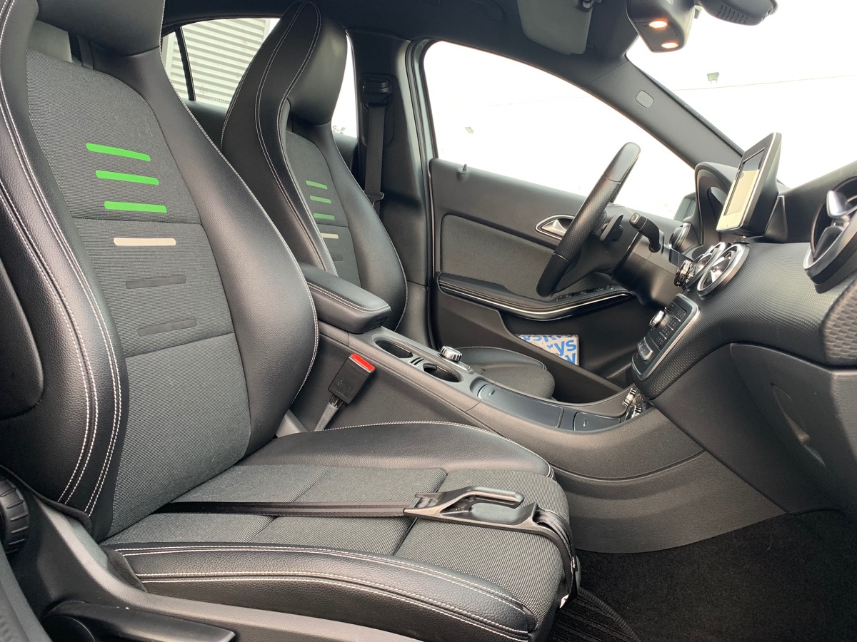Mercedes-Benz Classe A 136 | Sport Edition | GPS | Caméra recul | Démarrage sans clé | Jantes Alu 18