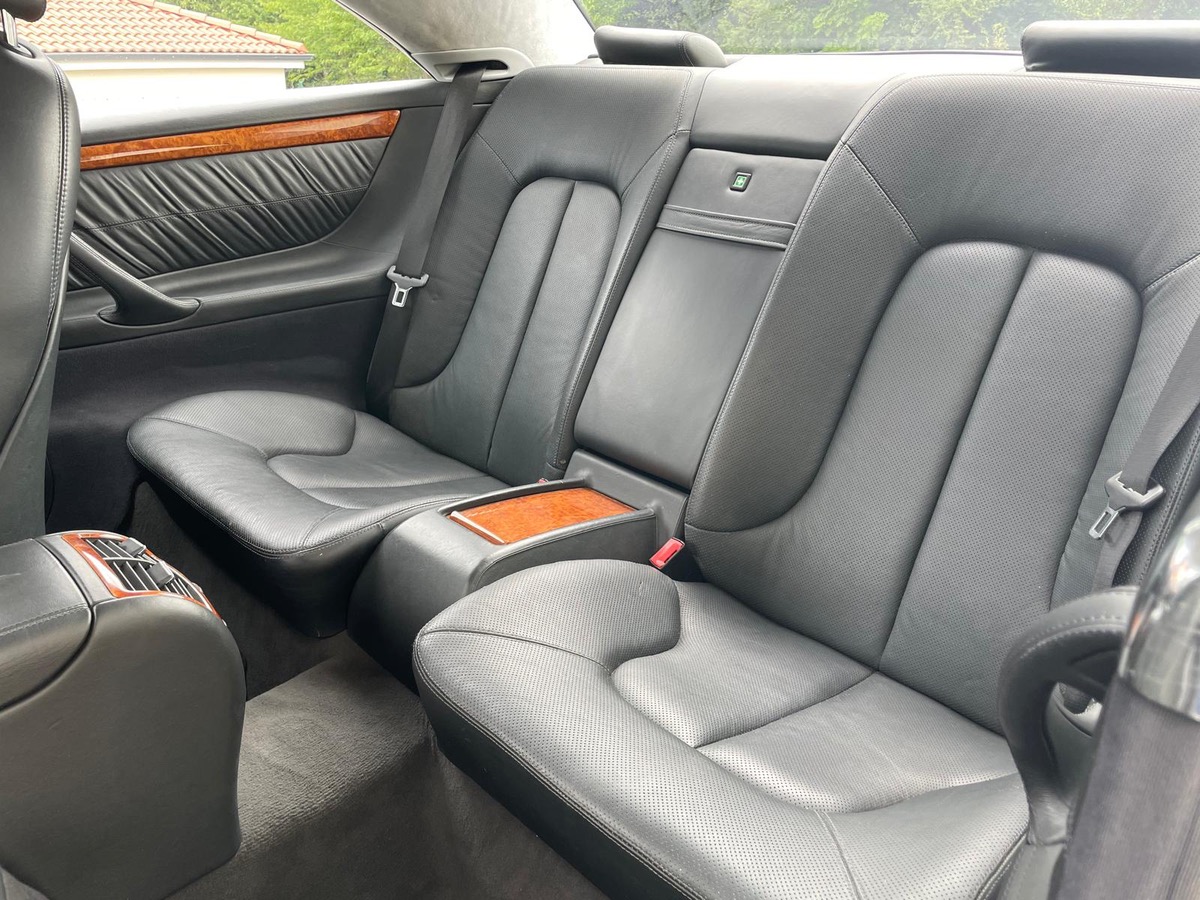 Mercedes-Benz Classe CL 600 V12 (367 ch)