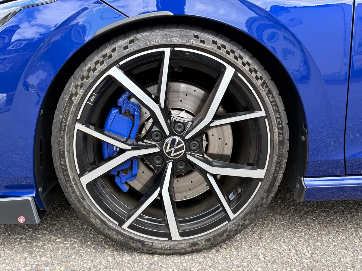 Volkswagen Golf VIII R 4Motion 2.0 TSi 16V BMT DSG7 320 cv Boîte auto