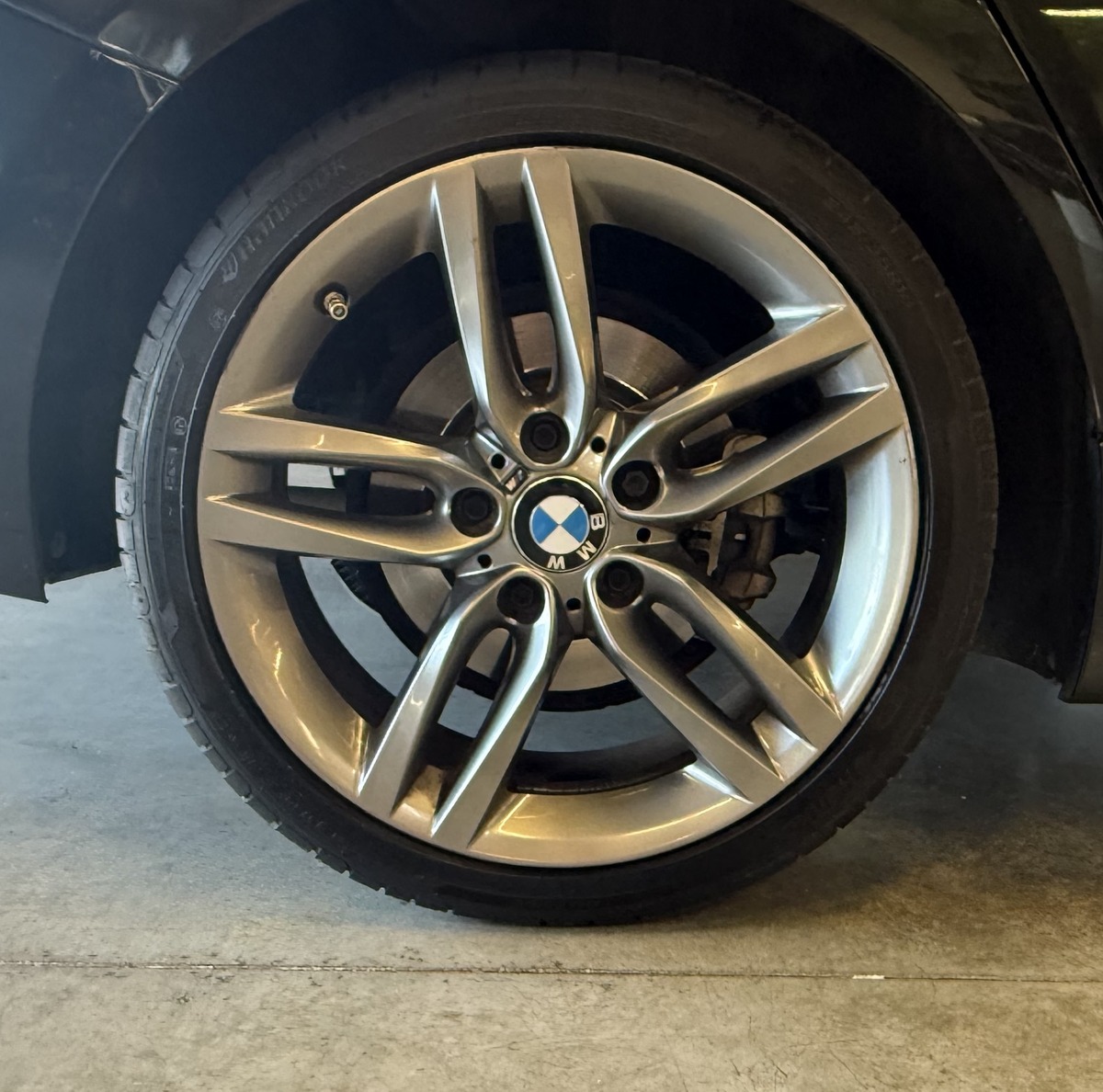 Bmw Série 1 116d M SPORT  /BVA8 STEPTRONIC /CUIR /SIÈGES CHAUFFANTS / GPS /CAMÉRA