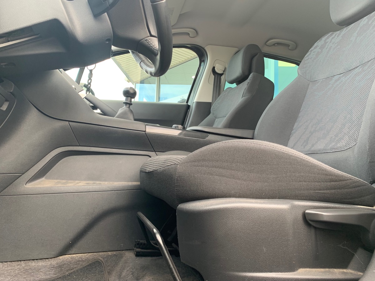 Peugeot 3008 115 ch | GPS | Bluetooth | Régulateur de vitesse | Sièges rang 2 rabattables à plat