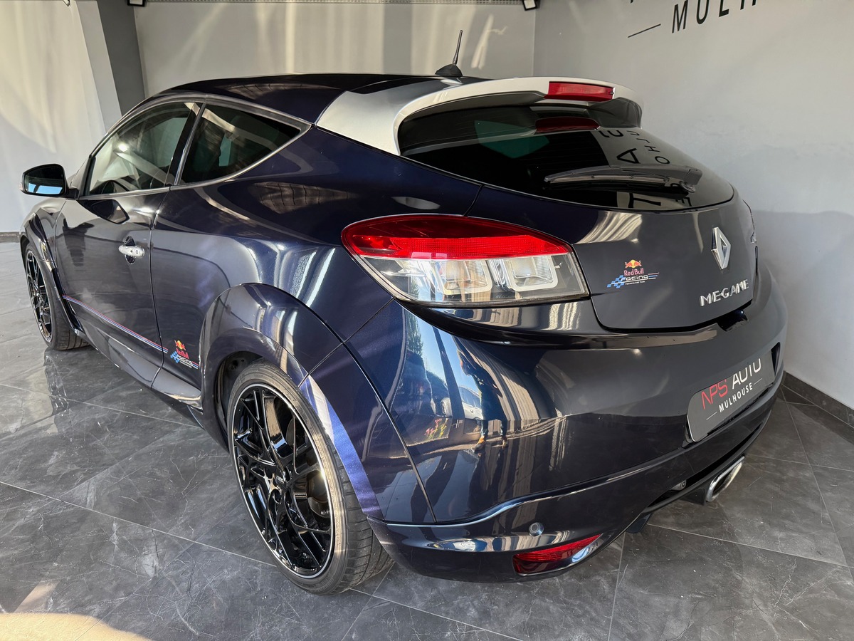 RENAULT Megane III RS 2.0 265 Red Bull RB8