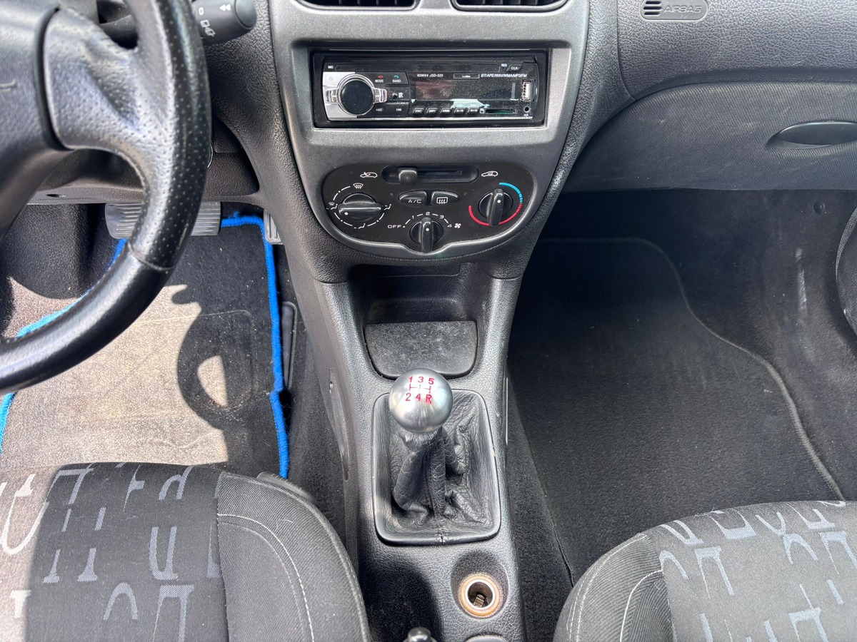Peugeot 206 1.6 16v 110 XS 3p - Prête à partir