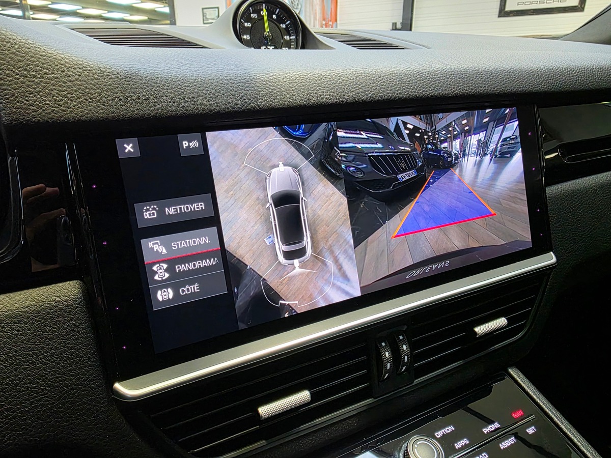Porsche Cayenne COUPE 3.0 E-HYBRID 462 BOSE / HUD / CHRONO / 21 A