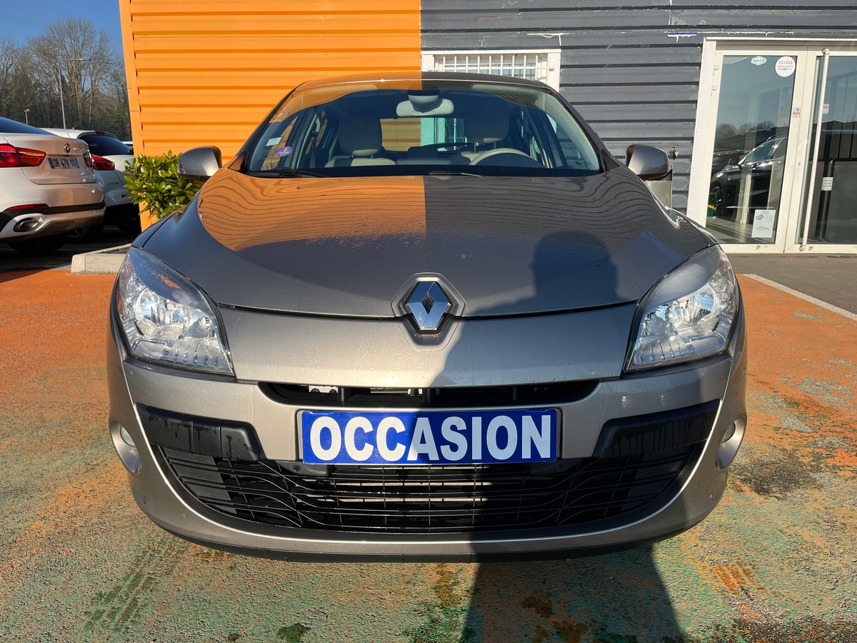 RENAULT Megane III 1.4 TCe 131 CH PRIVILÈGE