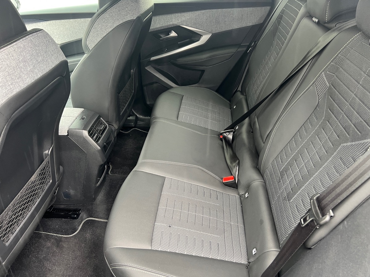 Peugeot 3008 GT HYBRID 136cv, CAMERA DE RECUL, GPS