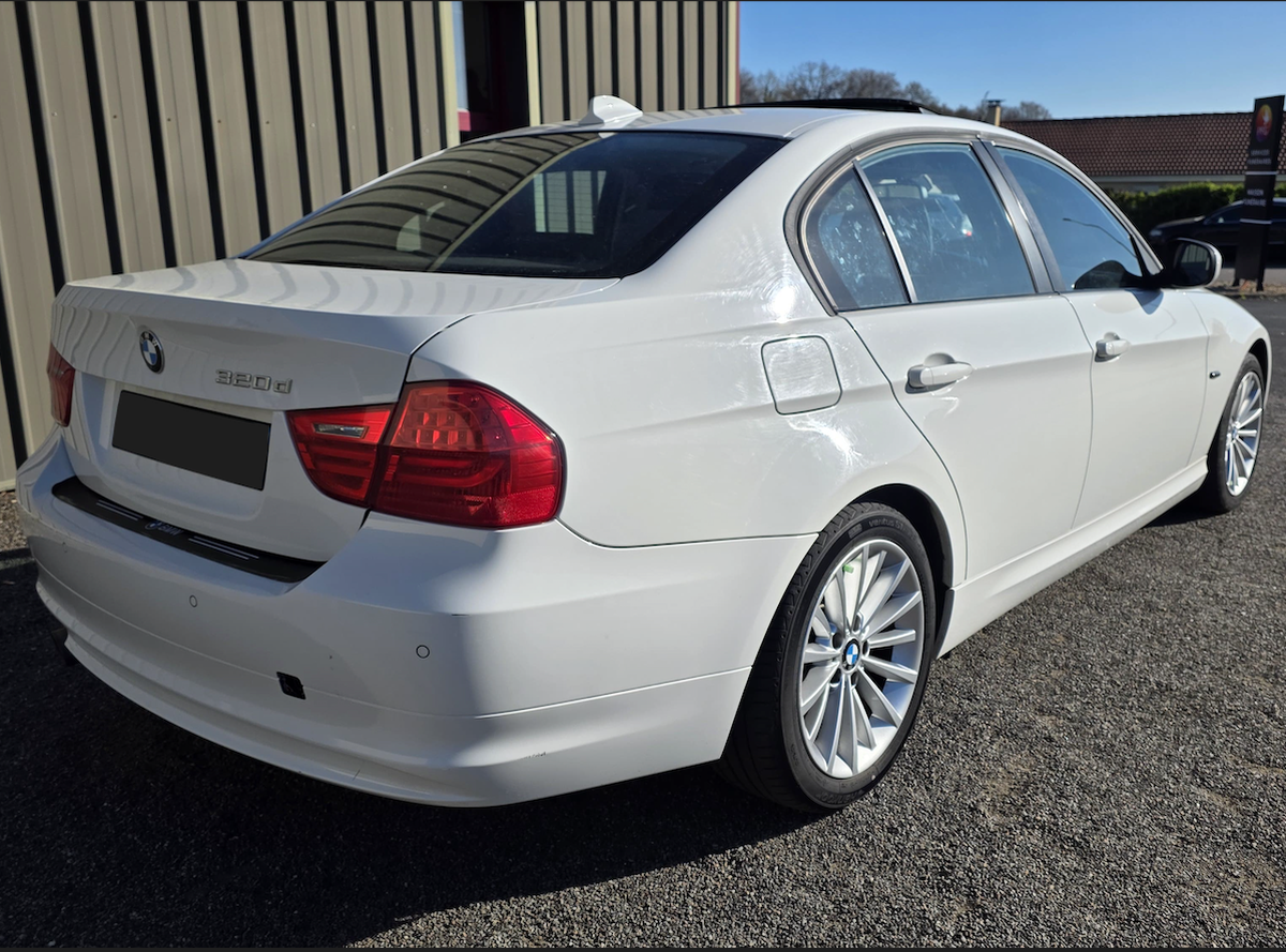 Bmw Série 3 E90 320d LCi Edition Executive (184 ch)