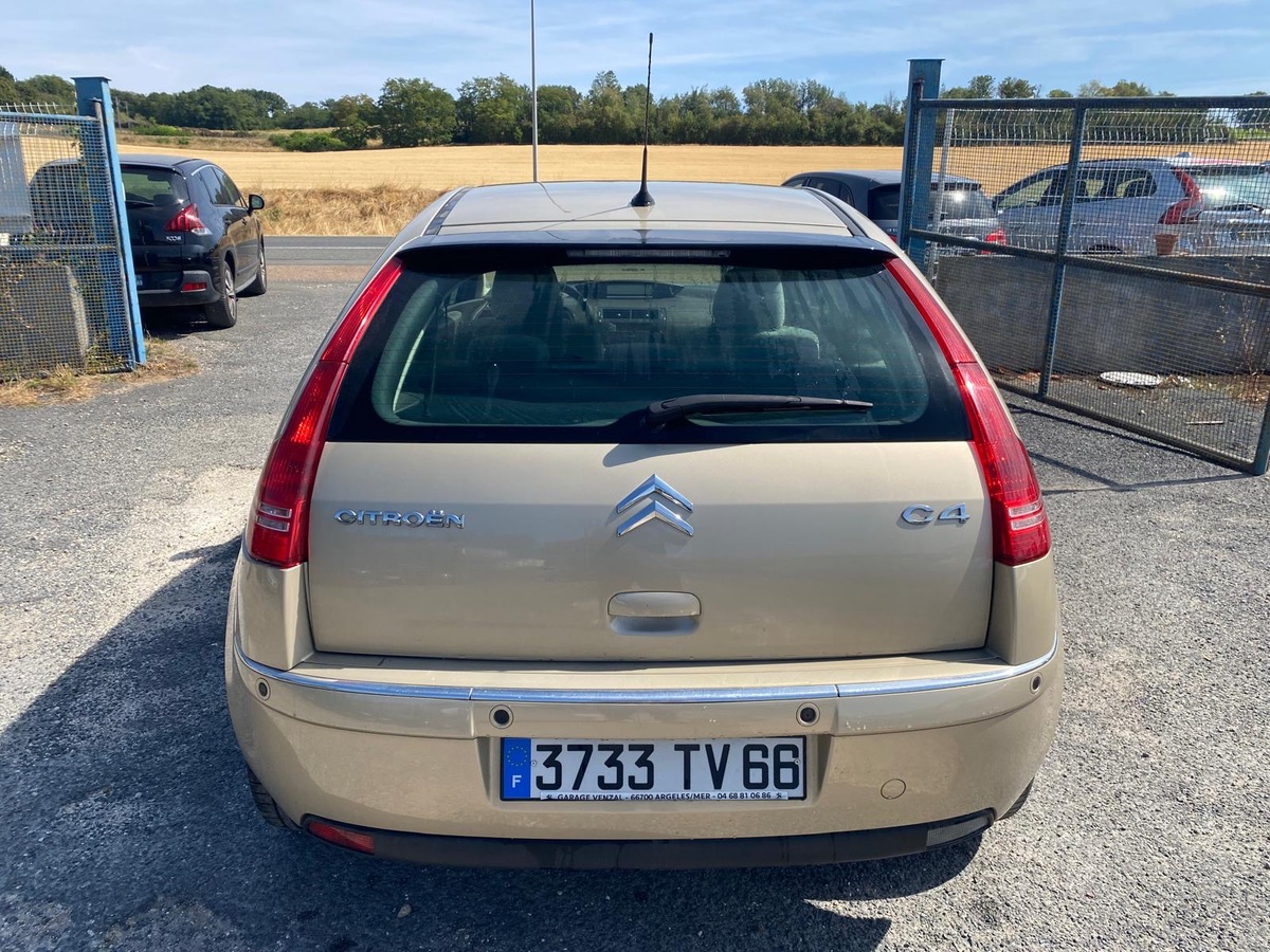 Citroën C4 1.6 hdi 110cv exclusive 1ère main 178000km