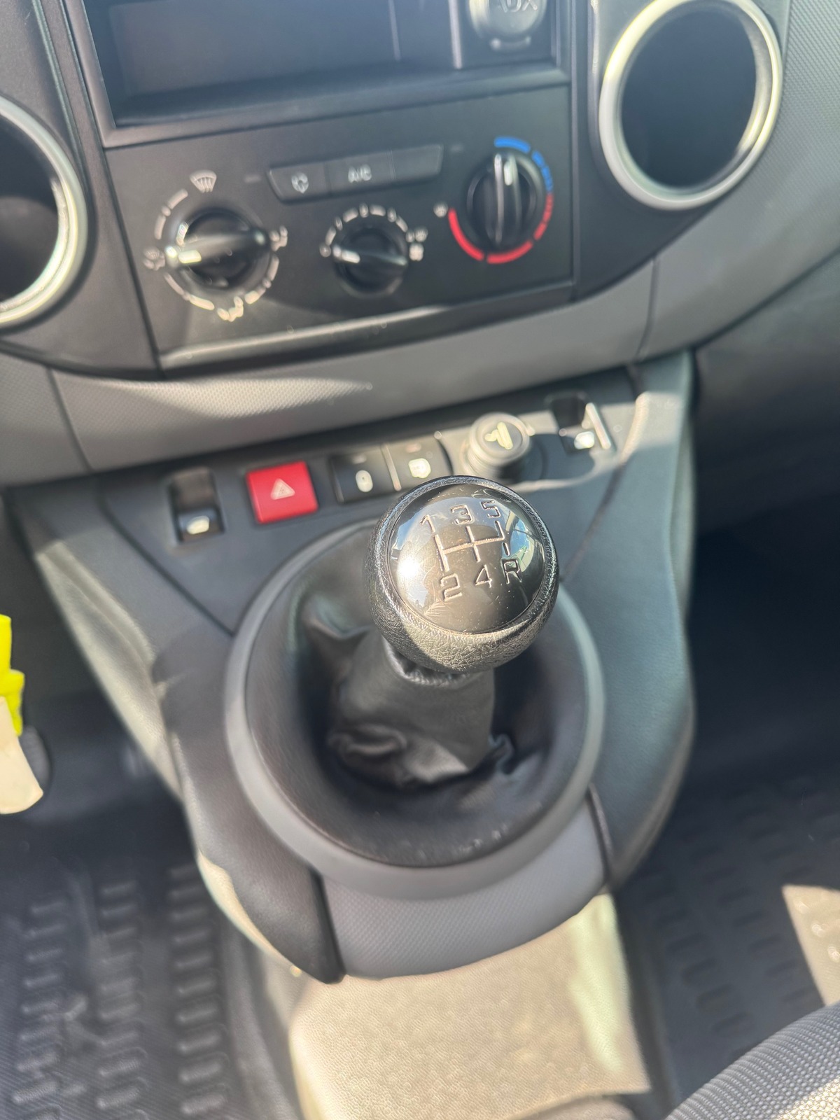 Citroën Berlingo 1.6 BHDI 100CH CLUB / PRIX HORS TAXE