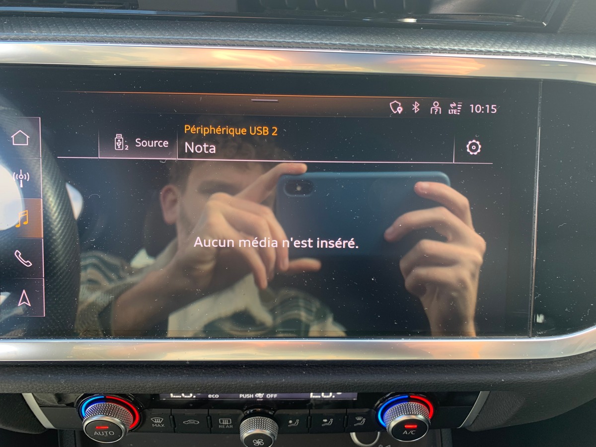 Audi Q3 Sportback 150 ch | S-Line | Caméra de recul | Apple car Play | Coffre assisté électriquement