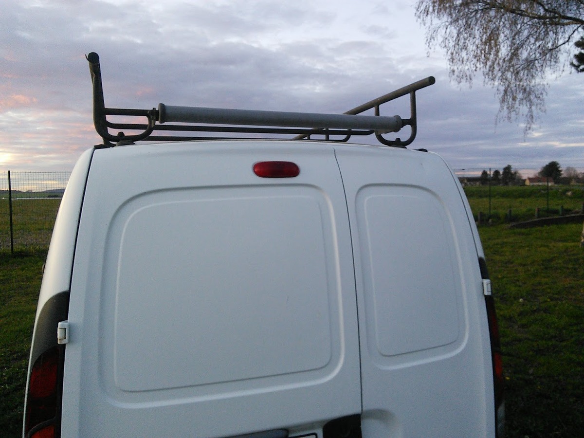 RENAULT Kangoo Express Fourgon Phase 2 1.2 i 75CV GALLERIE