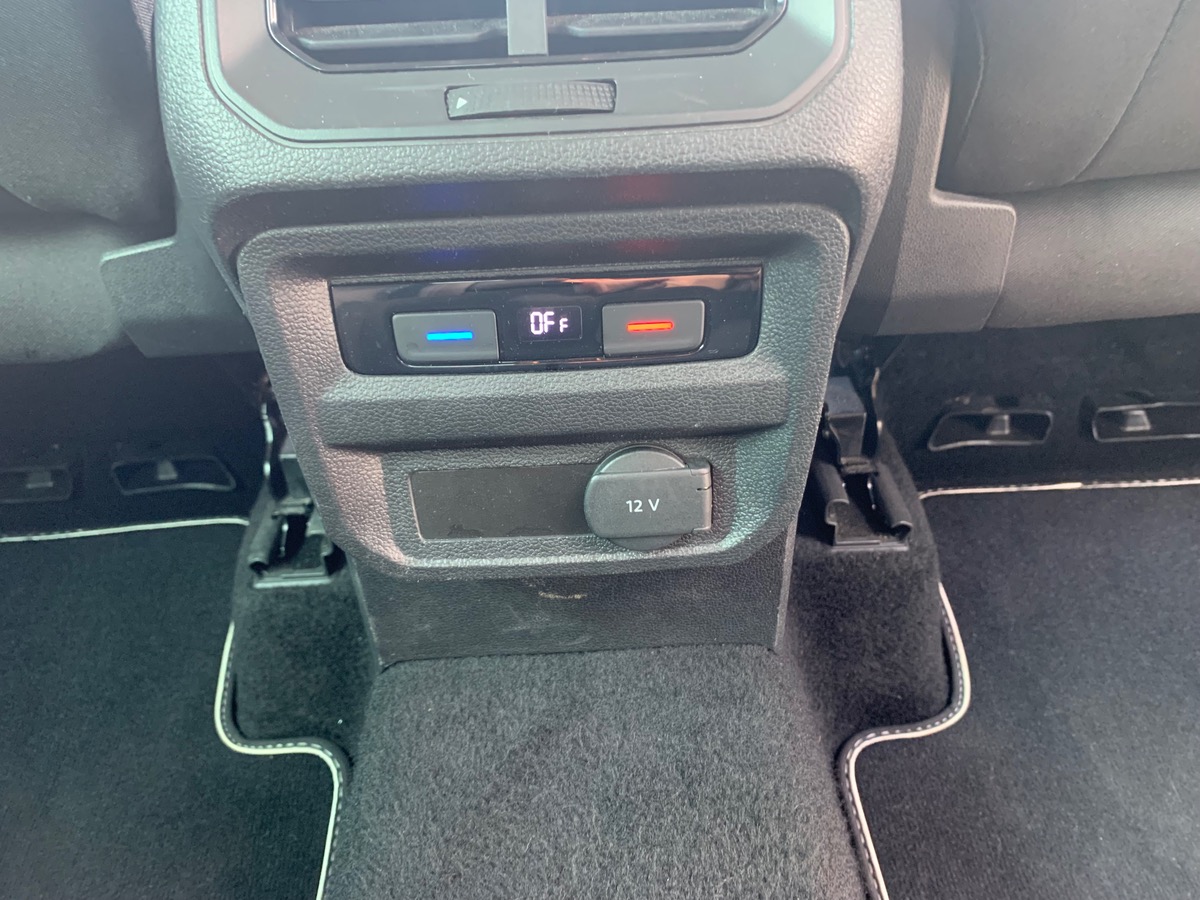 Volkswagen Tiguan 150ch | Confortline | Attelage | Aide stationnement | Régulateur vitesse adaptatif