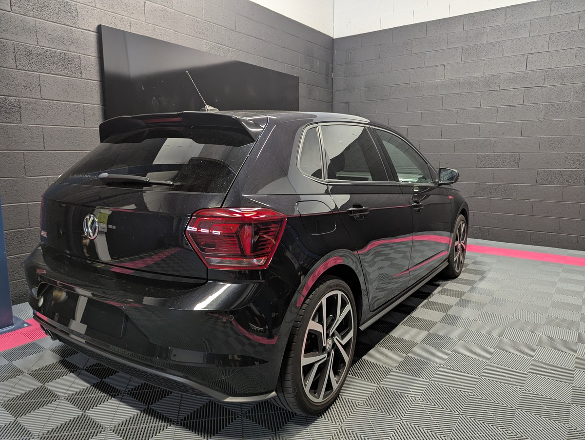 Volkswagen Polo 2.0 TSI 200ch DSG6 GTI VIRTUAL-BEATS-SIEGES CHAUFFANT