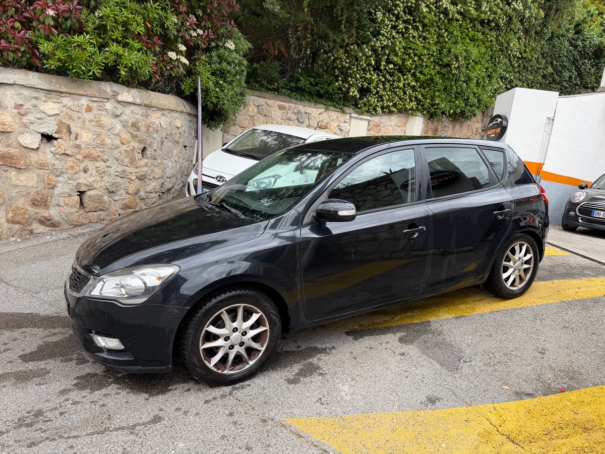 Kia Ceed 1.6 CRDI 115 CV / Clim / Jantes / Phase 2