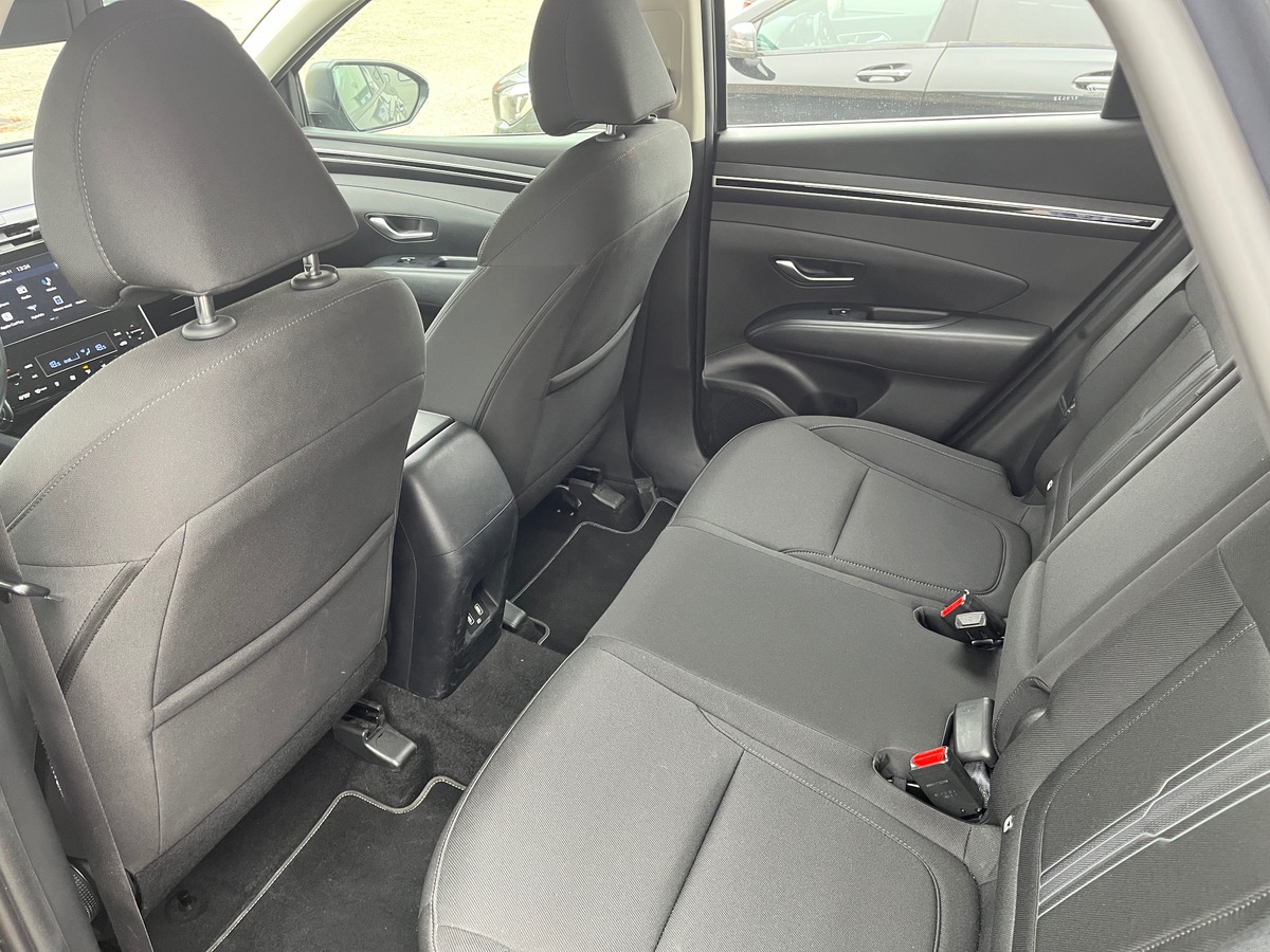 Hyundai Tucson 1.6 Hybrid 230 Intuitive, Suivi complet Hyundai, Attelage Amovible, CarPlay