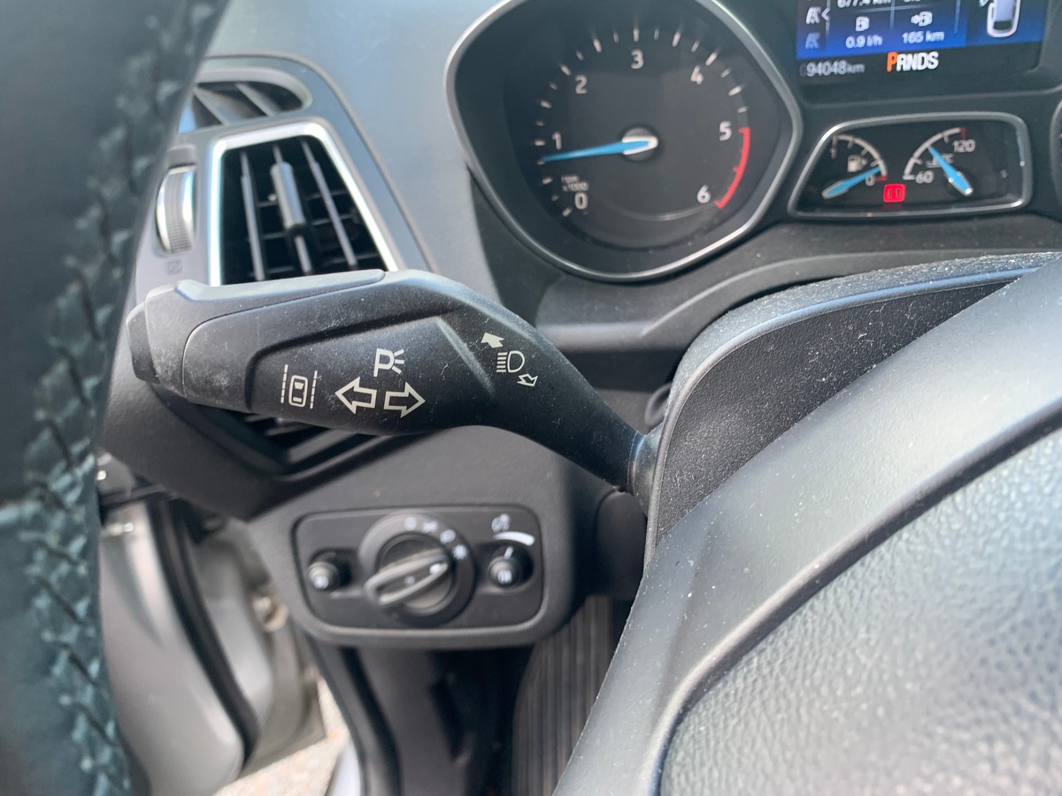 Ford C-max 170 chevaux | Titanium | Radar avant et arrière | Sièges chauffants | Apple car play