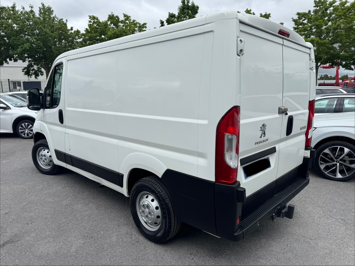 Peugeot Boxer 2.0 BHDI 110CH PREMIUM PACK BVM6 + ATTELAGE / MOTEUR NEUF