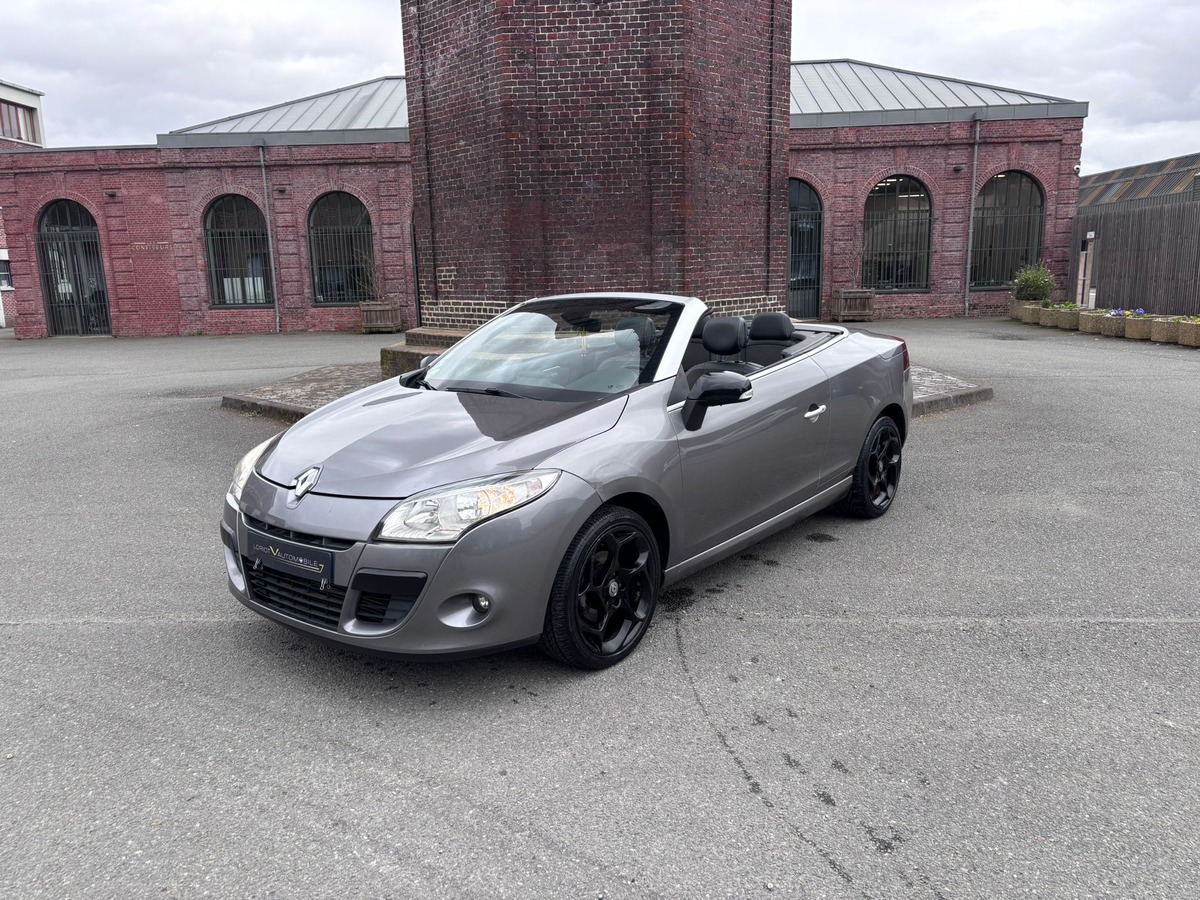 RENAULT Megane III CC 1.5 dCi 110 Dynamique - Révisé - Garantie