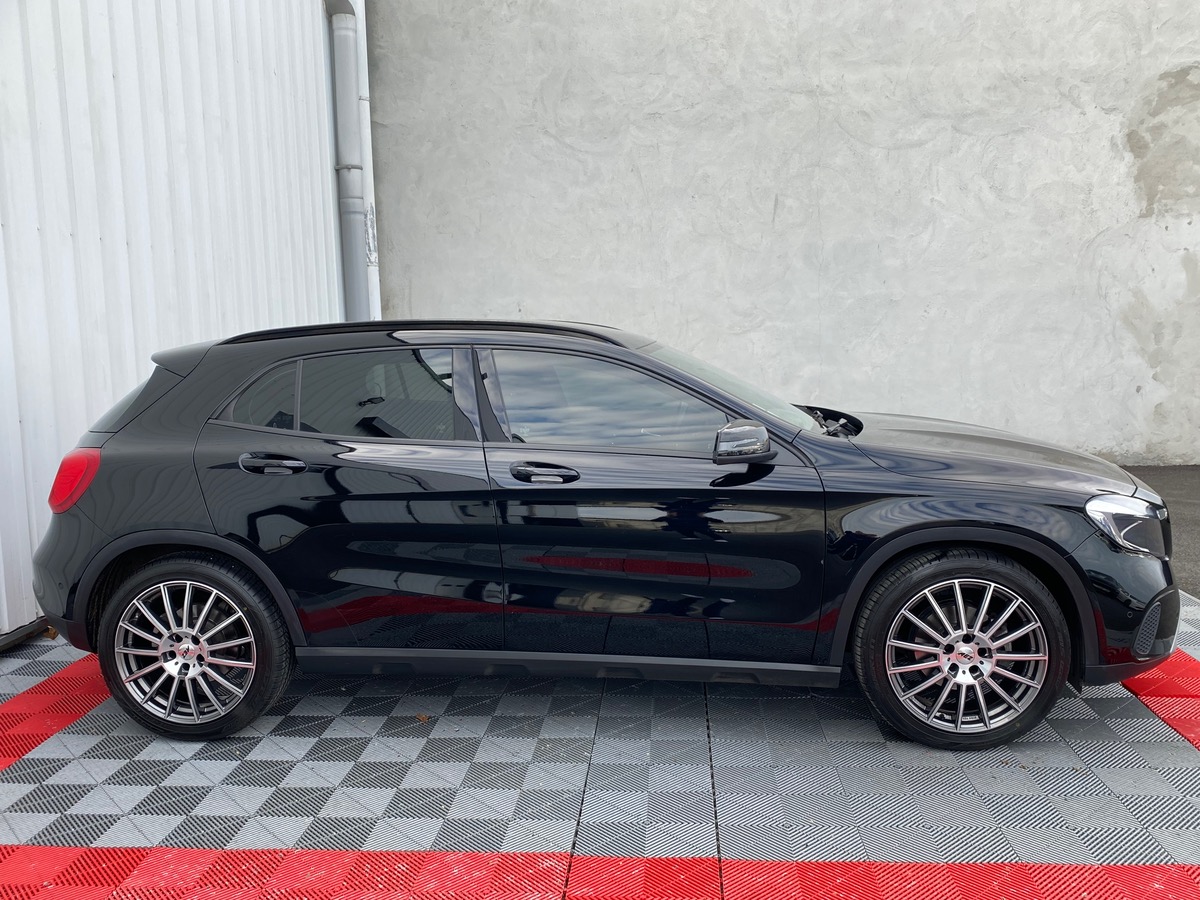 Mercedes-Benz GLA* 180 PHASE 2 1.6 122 INTUITION c