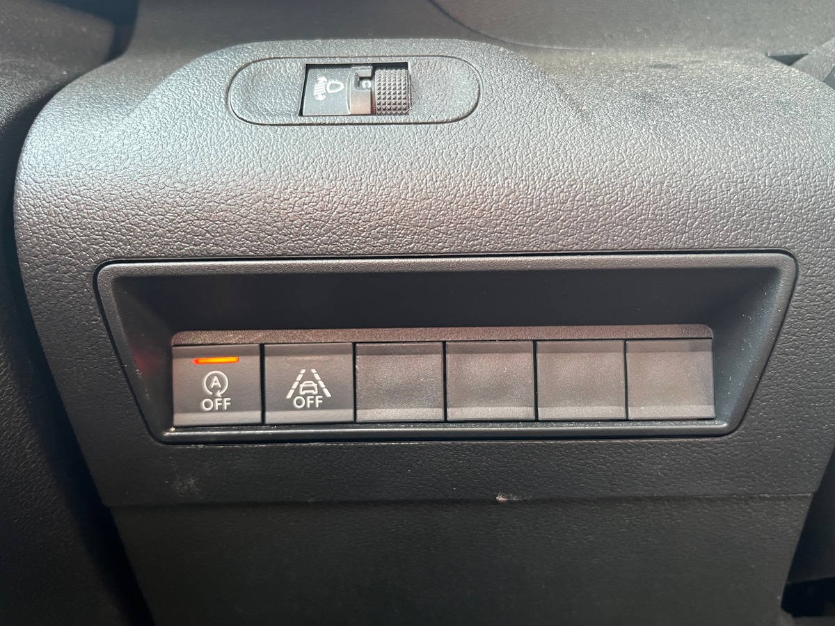 Peugeot Rifter ACTIVE BUSINESS, 1.5 BLUEHDI 100ch, ATTELAGE, FEUX AUTOMATIQUE
