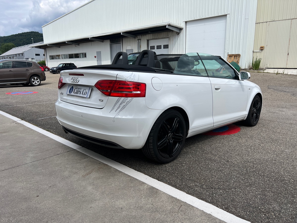 Audi A3 Cabriolet 1,6L TDI 105cv SLINE, SUIVI COMPLET, CARPLAY