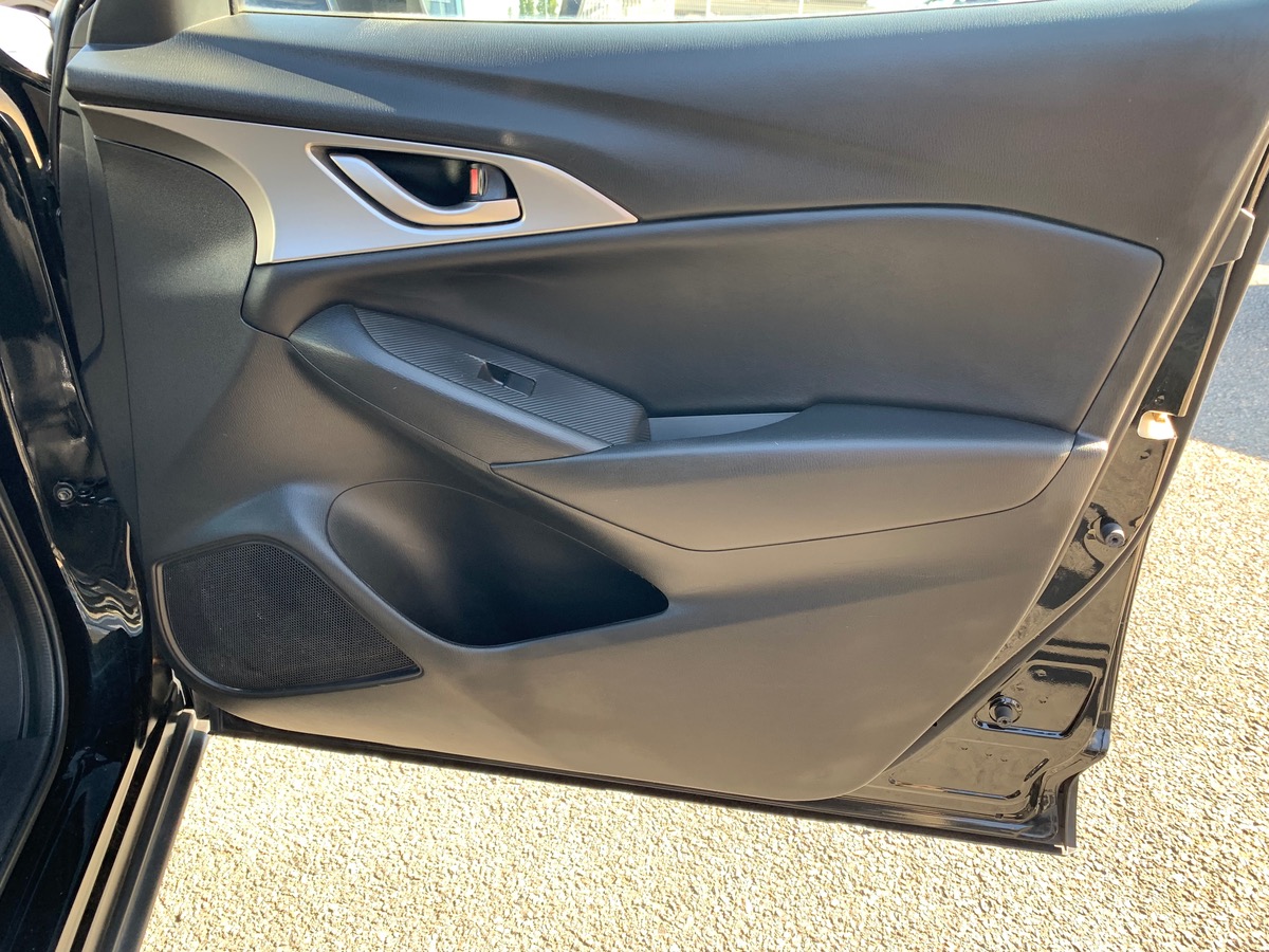 Mazda CX-3 2.0 SKYACTIV-G | 121 ch | Dynamique | Boîte automatique | Radar de stationnement arriére