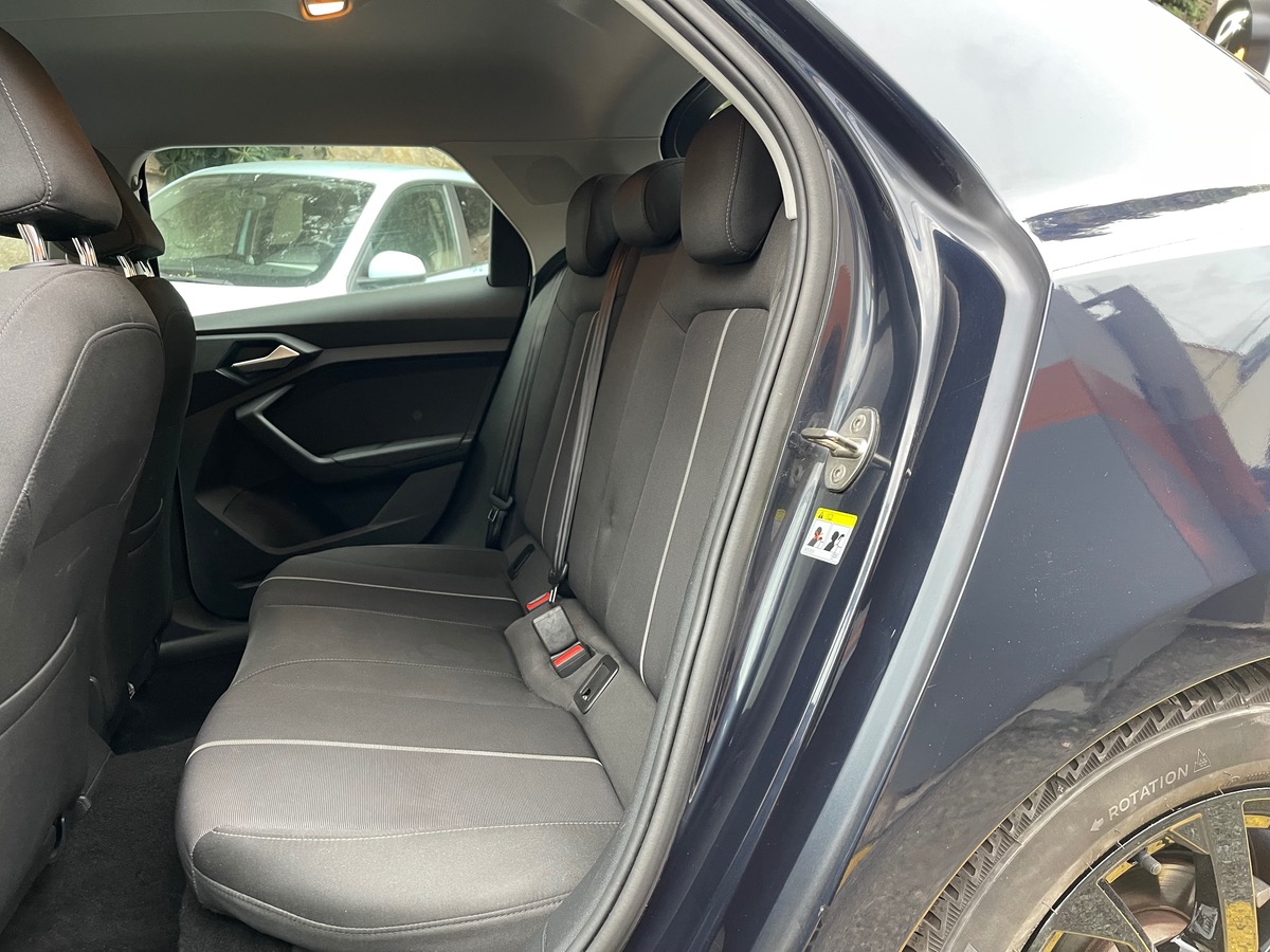 Audi A1 30 TFSI 1.0 110 CV / Jantes Noir /  S-Tronic7 / Carplay / Virtual /