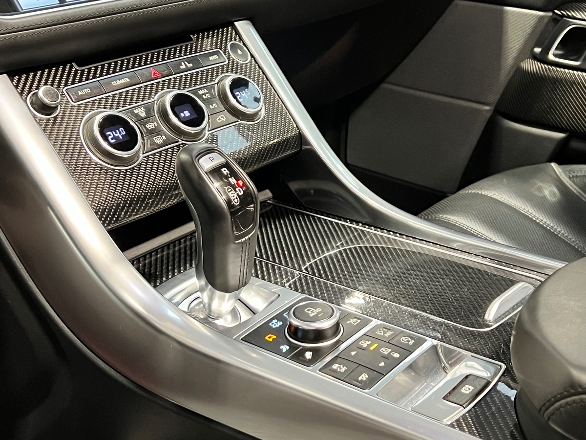 Land-Rover RANGE ROVER SPORT SVR 5.0 V8 550CV w