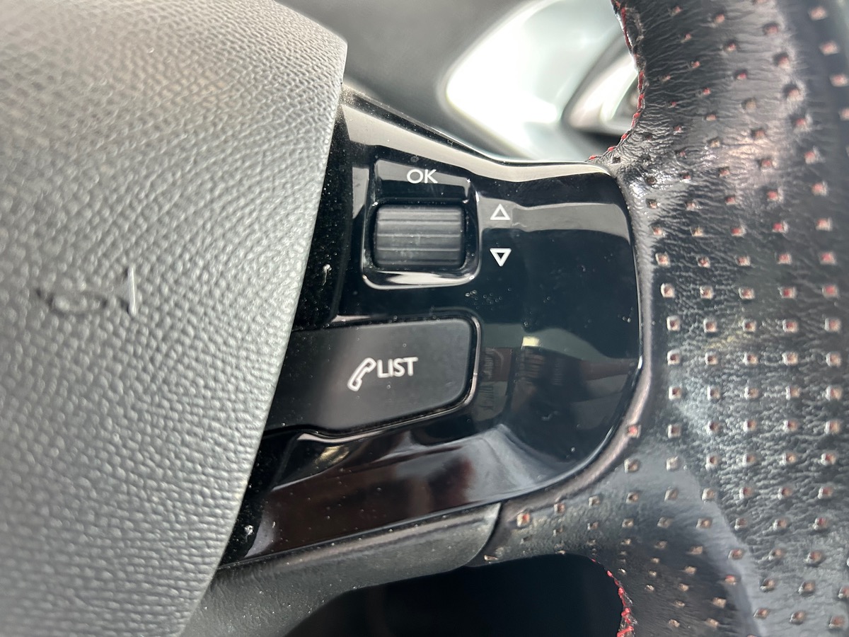 Peugeot 308 SW GT LINE | Remplacement réservoir urée 12/2021 33422 kms, dernier entretien 69198 kms