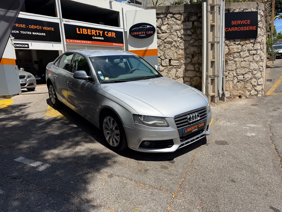 Audi A4 2.7 TDi V6 190 CV / Ambition Luxe / Boîte auto / Caméra / Km Réel