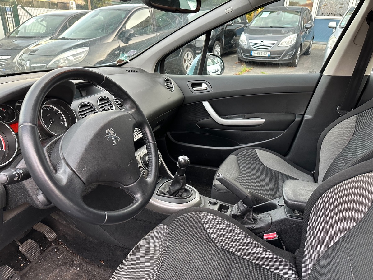 Peugeot 308 1.6 HDI 92 CV 1er main 4X 
