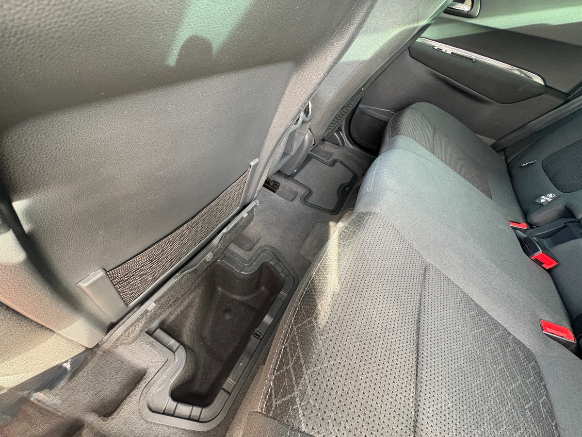 Peugeot 3008 1.6 hdi - 115CH - 6CV