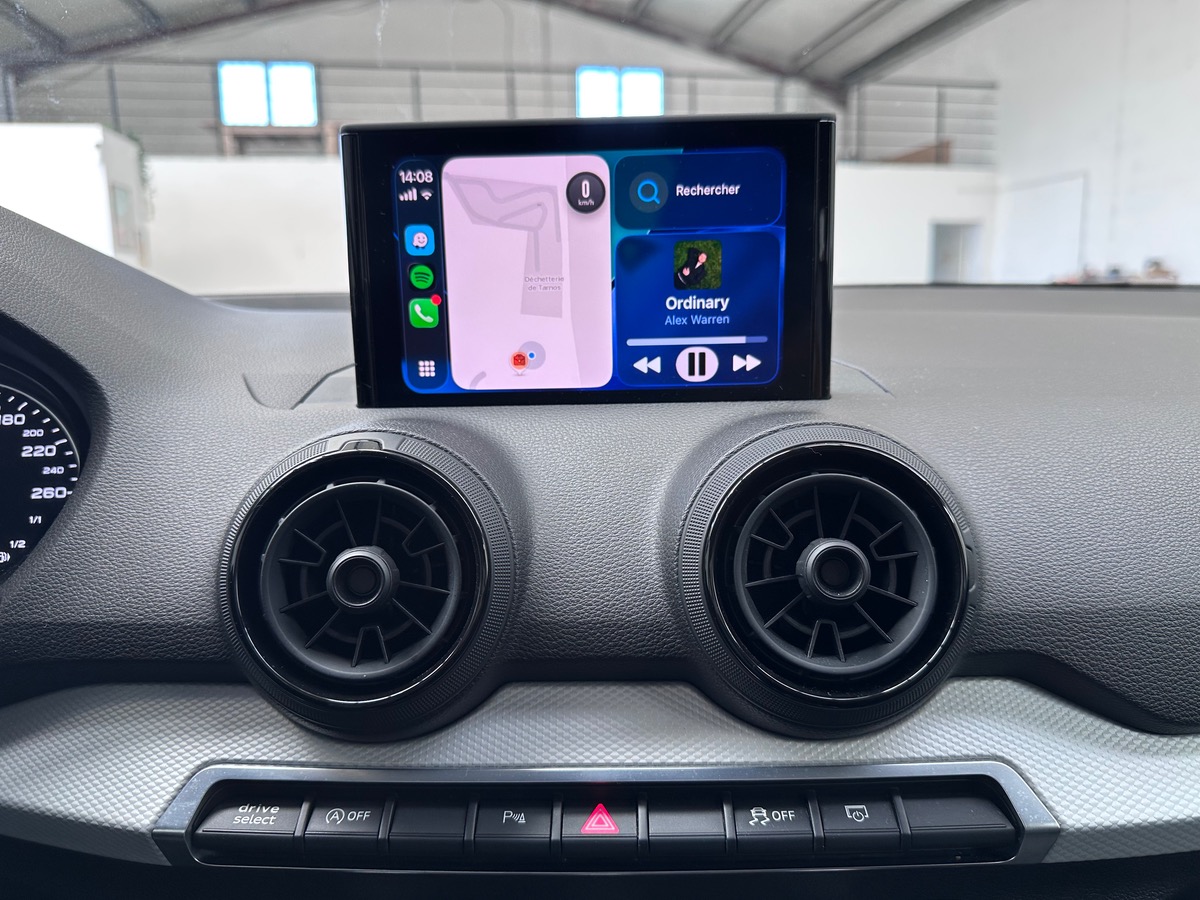 Audi Q2 1.0 TFSI (30 TFSI) 116cv DESIGN LUXE S TRONIC