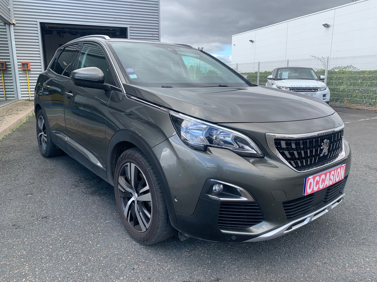 Peugeot 3008 130 ch | Allure | Toit ouvrant panoramique | Caméra recul | Attelage | Apple car play