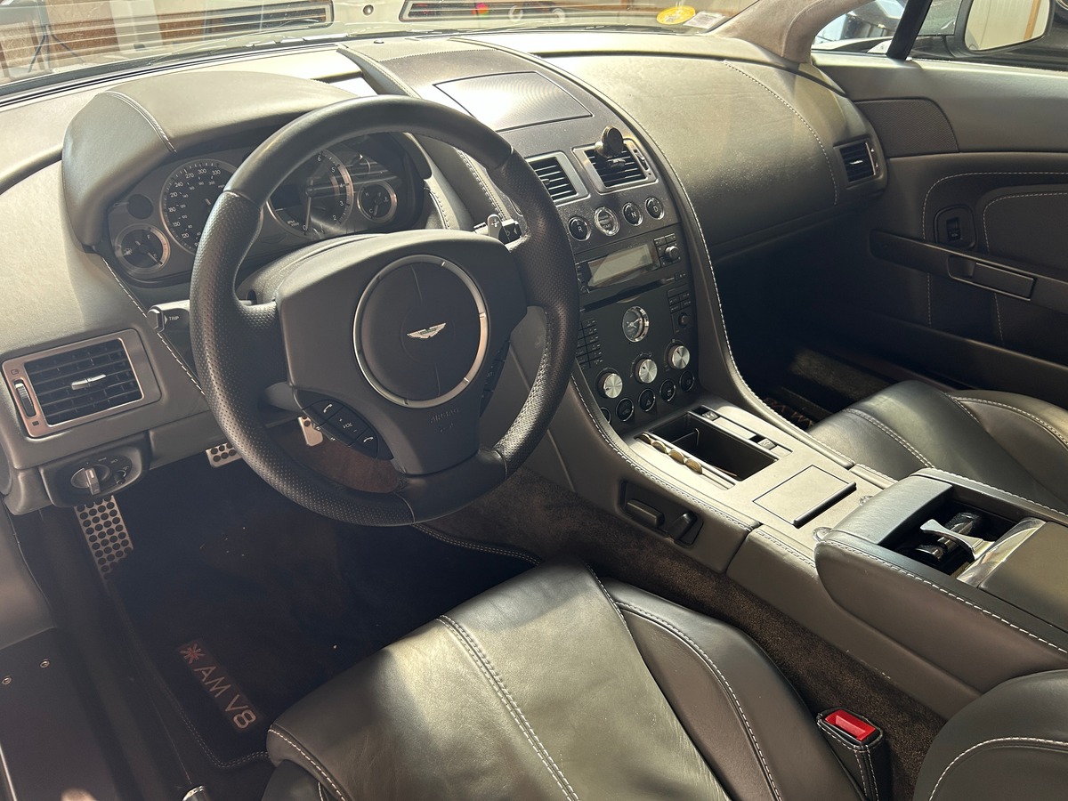 Aston Martin V8 Vantage 4.3 385 cv Boîte auto