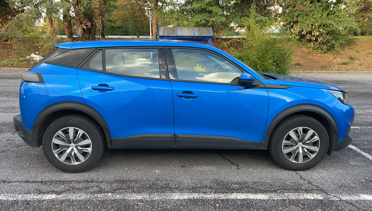 Peugeot 2008 1.2 Puretech S&S (100 ch)