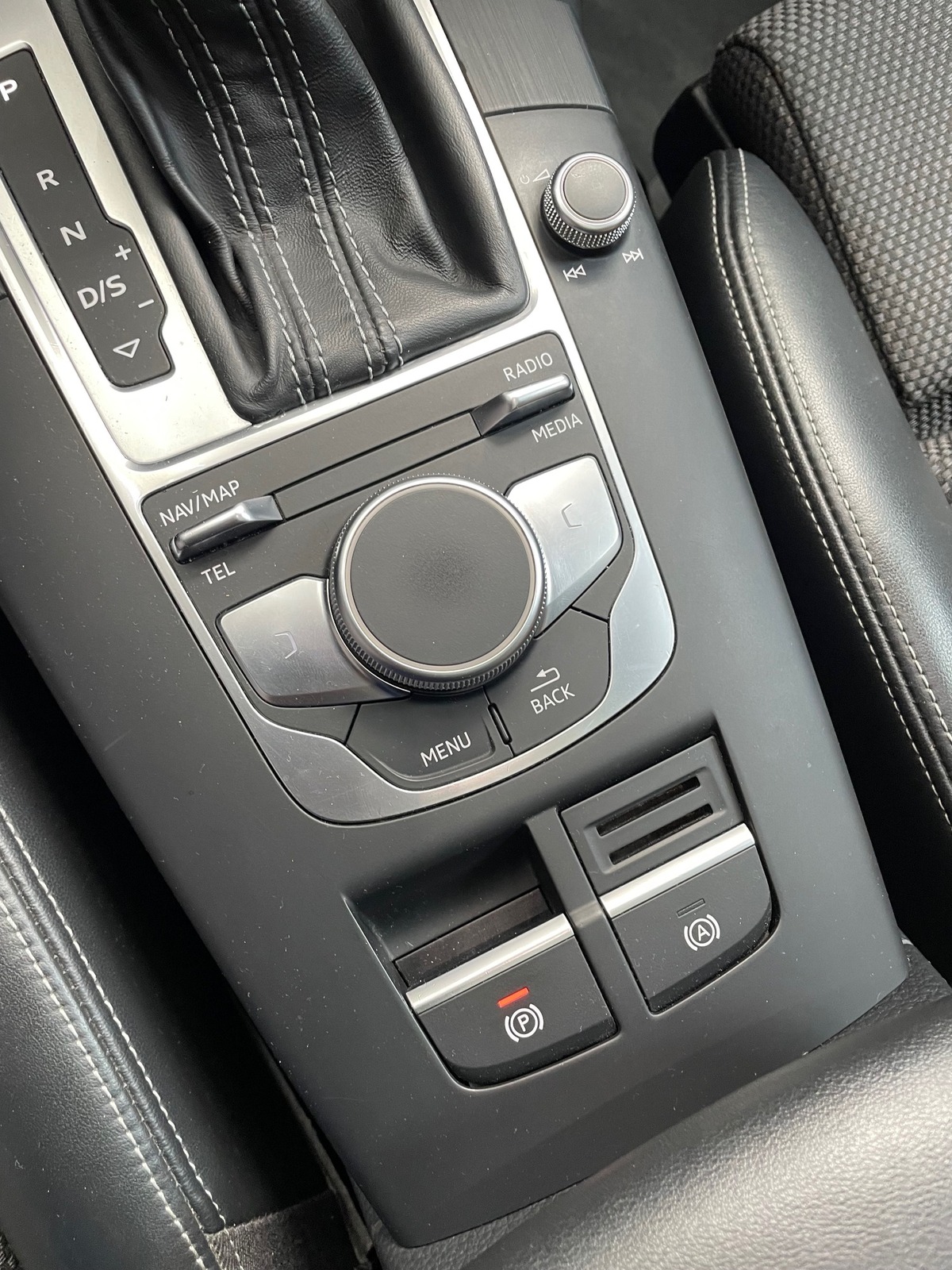 Audi A3 35 TFSI 150ch S Line S Tronic Sportback - Garantie 12 mois ✅