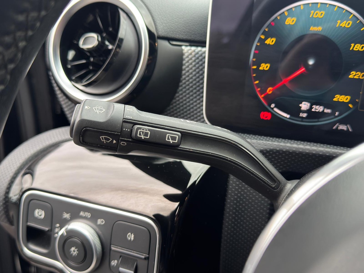 Mercedes Benz Classe A 180 d 116ch 7G-DCT Progressive Line