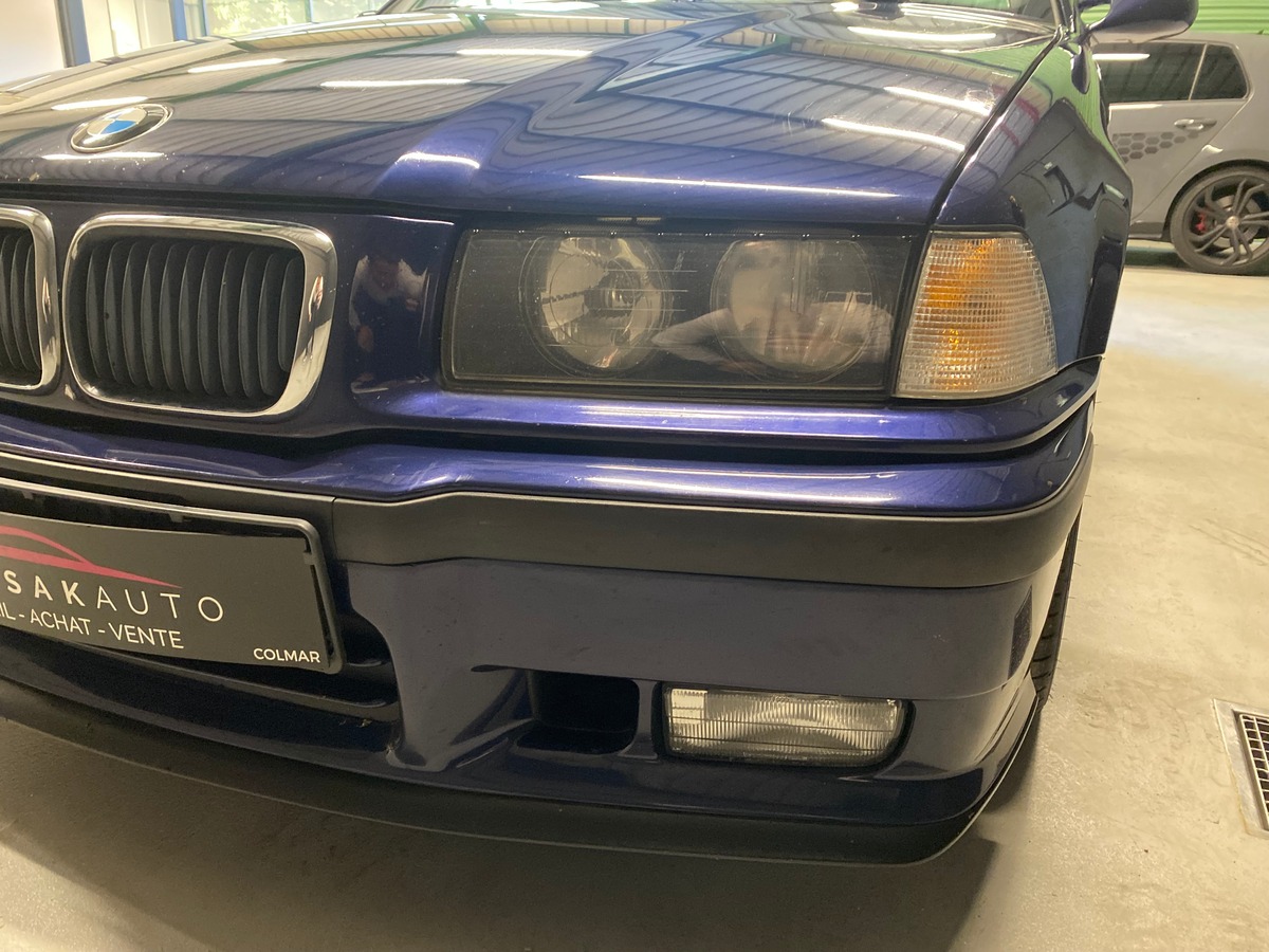 Bmw Série 3 E36 328i Berline Pack M individuel 193cv Toit Ouvrant