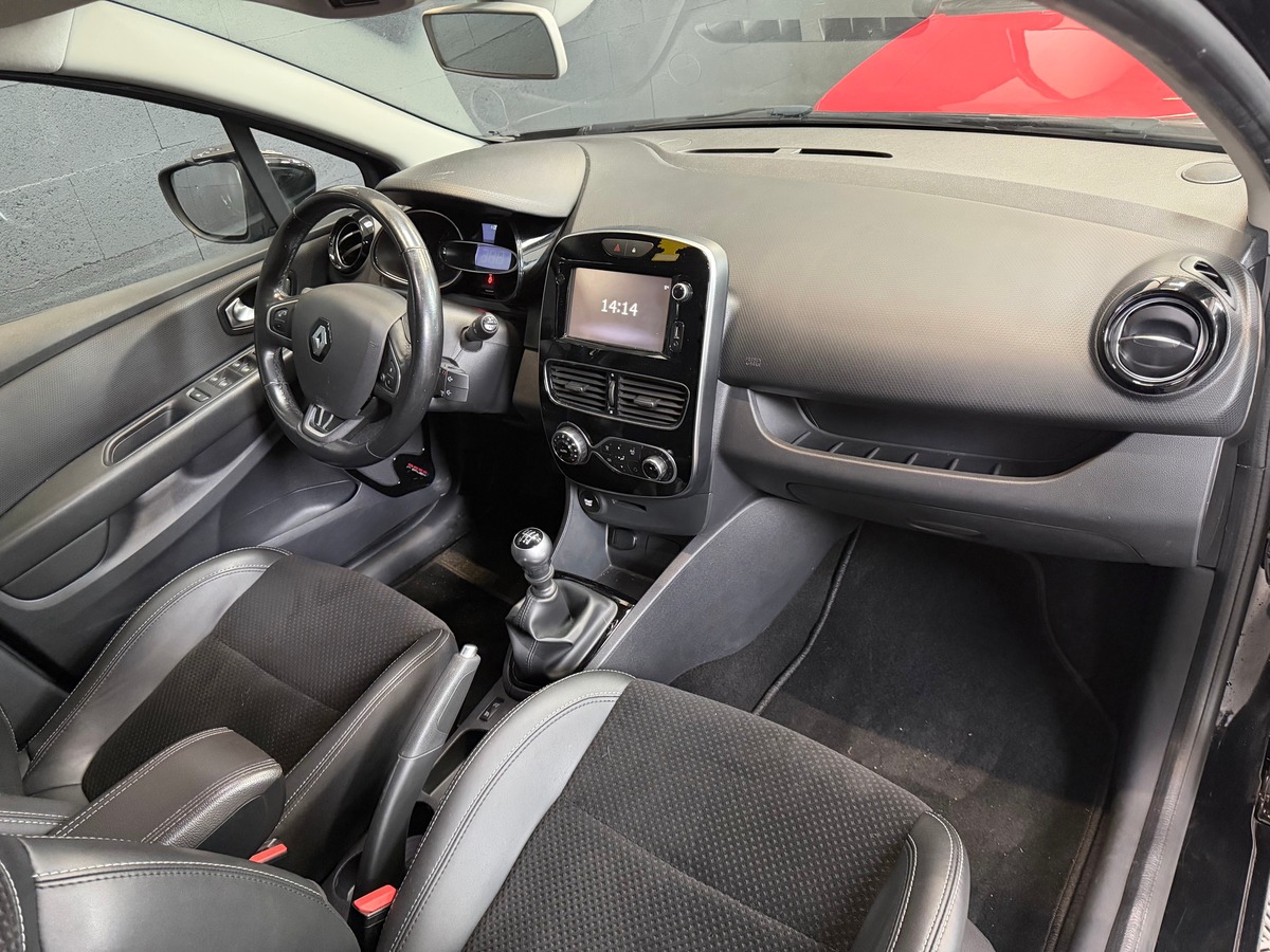 RENAULT Clio IV ESTATE INTENS 1.5 dci 110ch