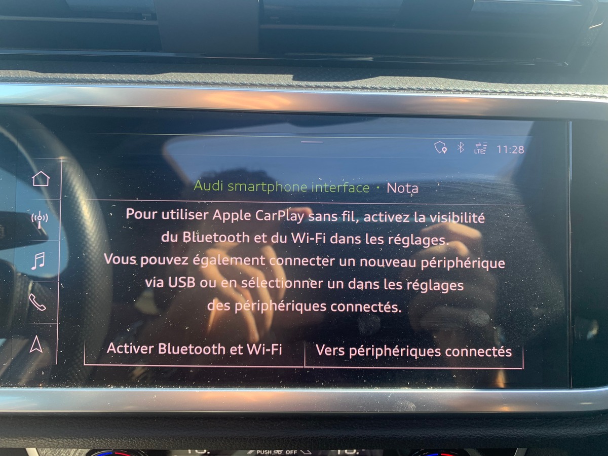 Audi Q3 150 ch | S line | Toit ouvrant | Caméra de recul | Apple car play | Attelage | Régulateur