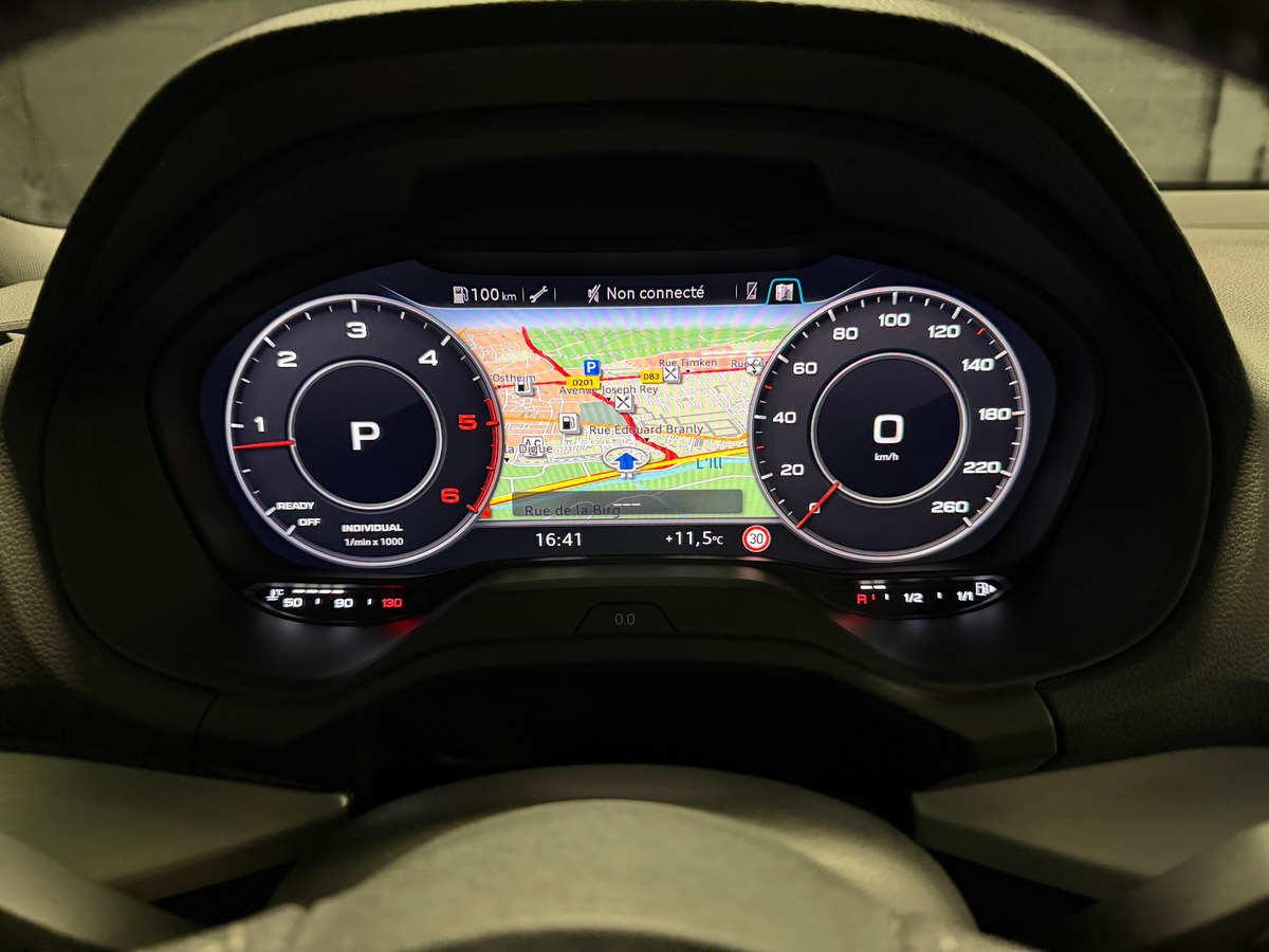 Audi Q2 35 tdi S Line Quattro Cock Pit / Caméra de Recul / Suivi Audi