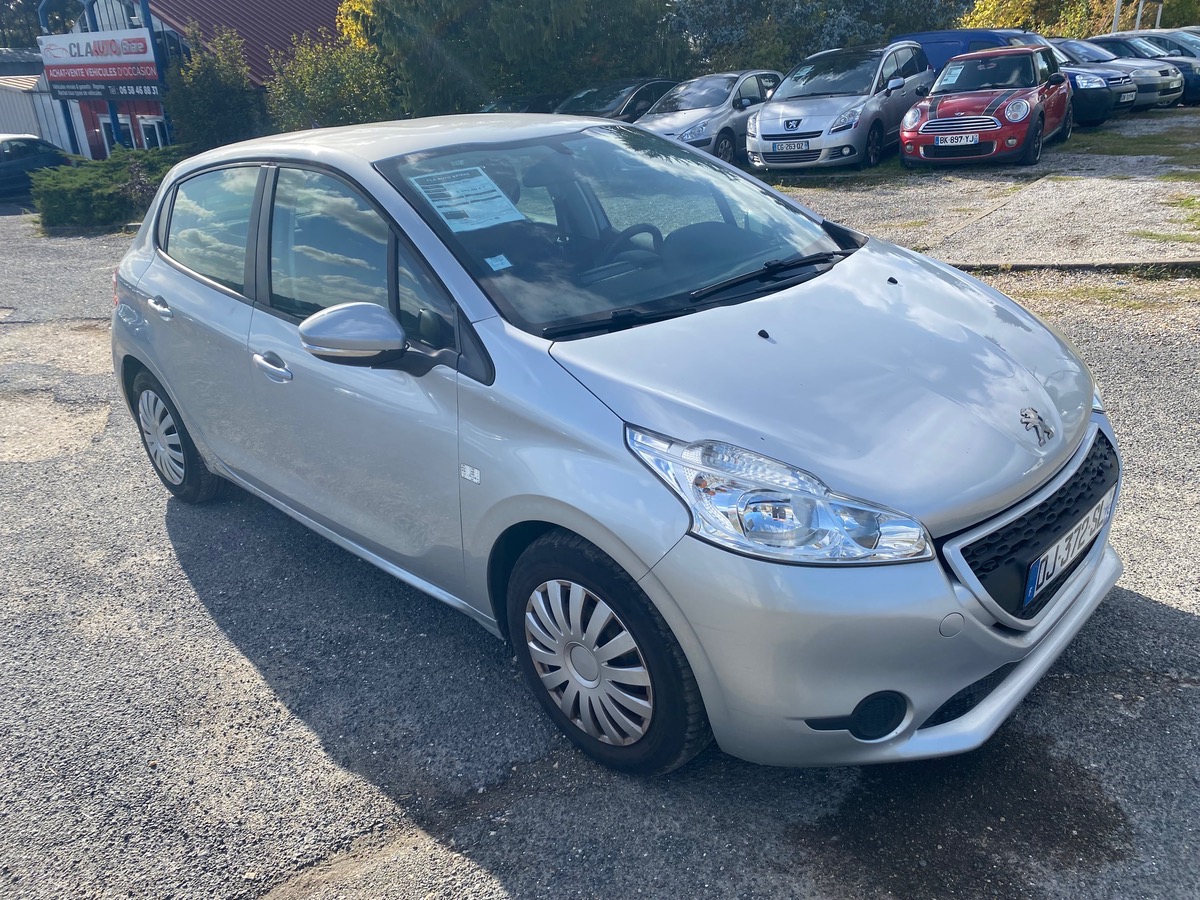 Peugeot 208 1.6 e-hdi 92cv 137015km d’origine