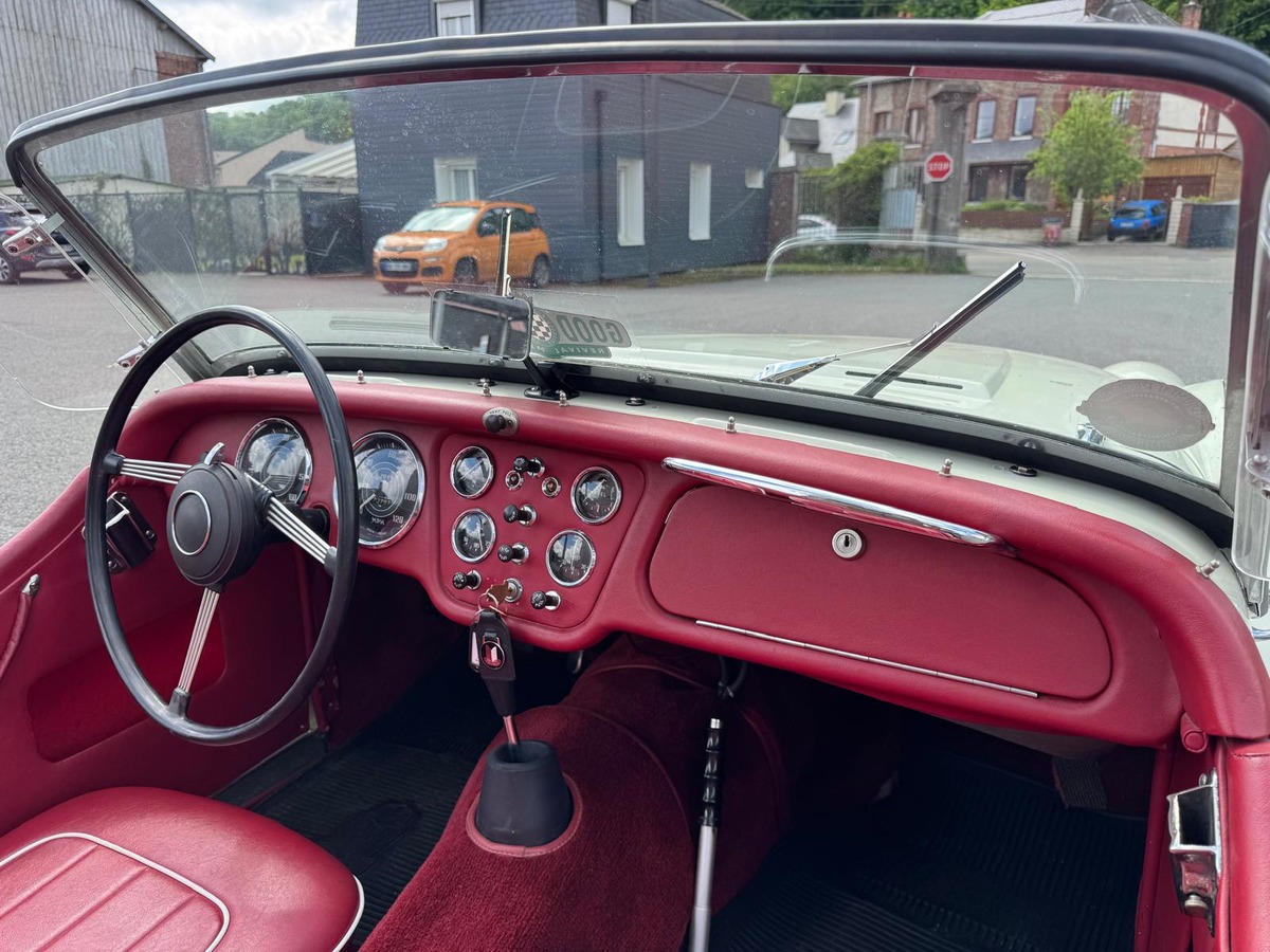 Triumph TR 3 "Petite bouche" 2.0 100cv 1957