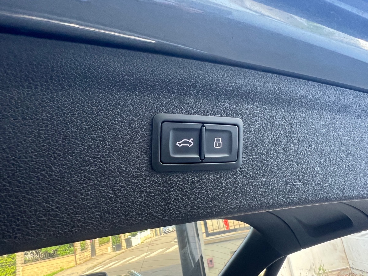 Audi Q3 S line 2.0 TFSI 180 S tronic Quattro